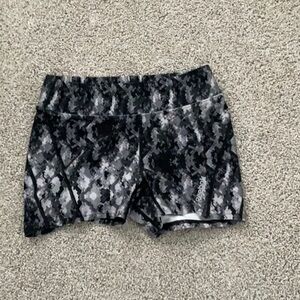 Reebok Women's Black and Gray Shorts